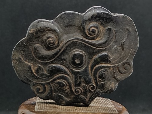 Alte tierskulptur mit - tierskulptur, jade