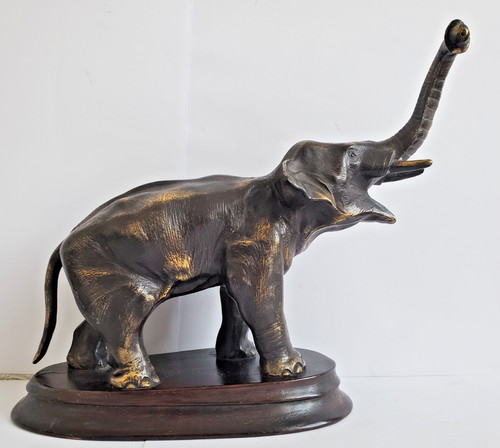 Alte bronze skulptur - bronze,