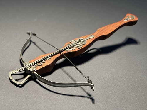 Dekorative armbrust wanddeko - armbrust,