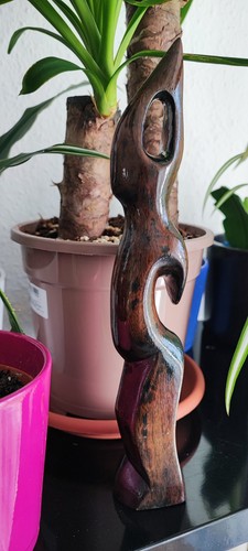 Alte abstrakte holzskulptur - alte,