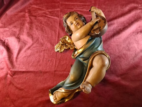 Große alte wand - alte, figur