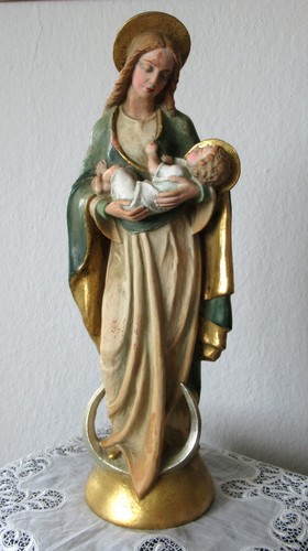 Alte skulptur madonna mit - skulptur,
