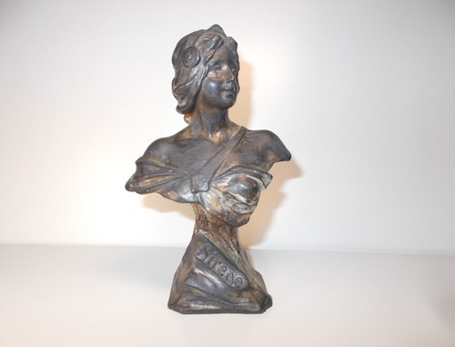 Alte metall skulptur - alte,